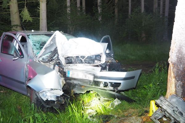 Merklín: Řidič vozidla svým zraněním bohužel podlehl
