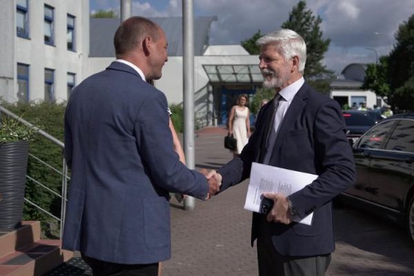 Region: Prezident republiky Petr Pavel je na návštěvě Karlovarského kraje