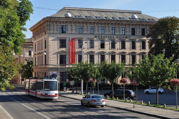 Brno: Zdražení poplatku za parkování pro rezidenty na obzoru