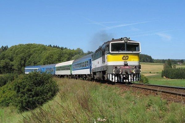 Nový jízdní řád v kraji: mírný úbytek vlaků