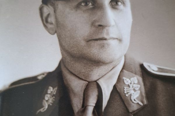 Dýšina a Červený Hrádek si připomínají 50 let od úmrtí generála Ereta
