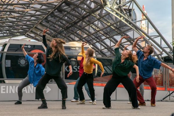 Premiéra open-air projektu The Urge Grows v Plzni propojuje taneční scénu