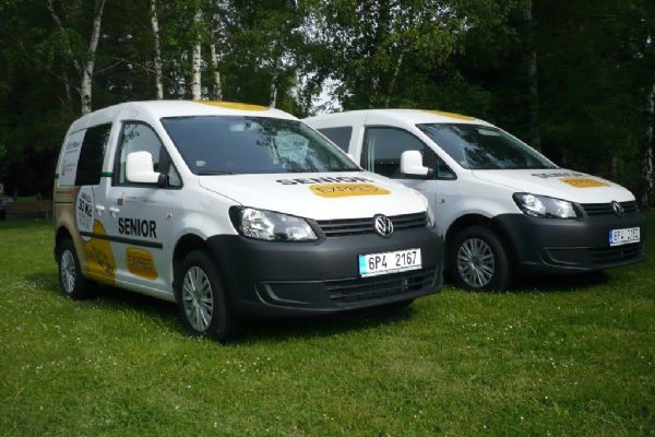 Senior Expres slouží pro přepravu seniorů v Plzni pět let, přibude další auto  