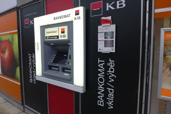 V kraji prudce roste zájem o vkladové bankomaty Komerční banky