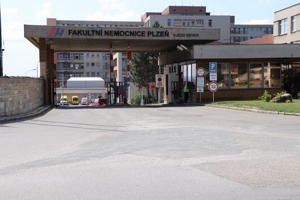 Pacienti FN Plzeň jsou s kvalitou poskytované péče spokojeni 