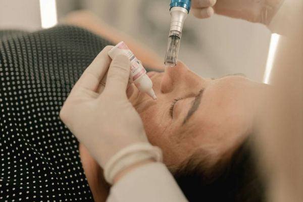 Věda za procedurou Argo Plasma - jak funguje argonové plazma Věda za procedurou Argo Plasma - jak funguje argonové plazma