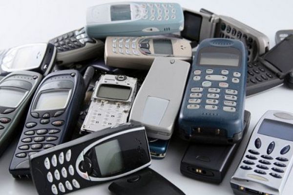 Železná Ruda otevírá muzeum mobilních telefonů