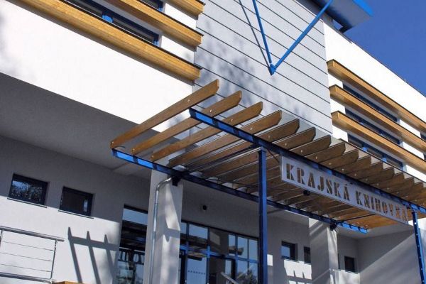 Karlovy Vary:  Jak ověřovat a zpracovávat informace učí středoškoláky krajská knihovna Karlovy Vary:  Jak ověřovat a zpracovávat informace učí středoškoláky krajská knihovna