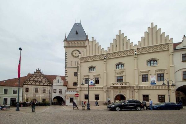 Žižkovo náměstí v Táboře opět pěší zónou od června Žižkovo náměstí v Táboře opět pěší zónou od června