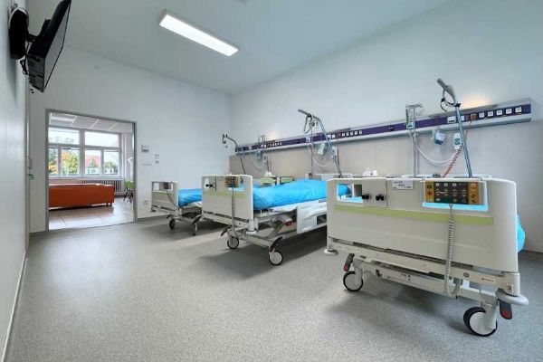 Písecká nemocnice modernizuje - nové pokoje a pavilon zvýší komfort pacientů Písecká nemocnice modernizuje - nové pokoje a pavilon zvýší komfort pacientů