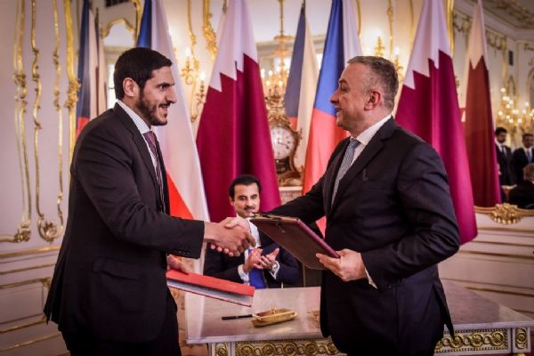 Ministr Síkela podepsal se svým katarským protějškem dohodu o hospodářské, obchodní a technické spolupráci