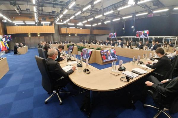 Nové technologie či hlubší spolupráci řešil kosmický summit v Toulouse i s českou účastí