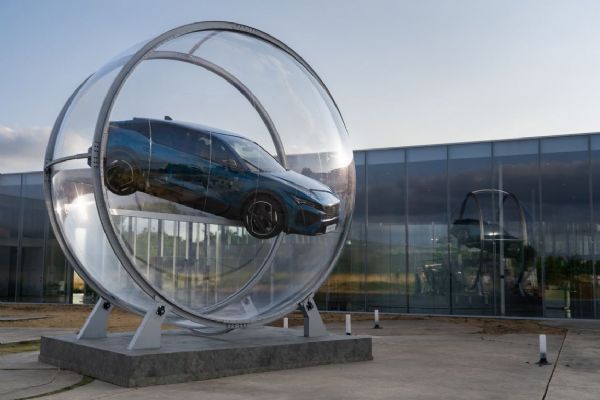 The Sphere: nový Peugeot 408 zblízka