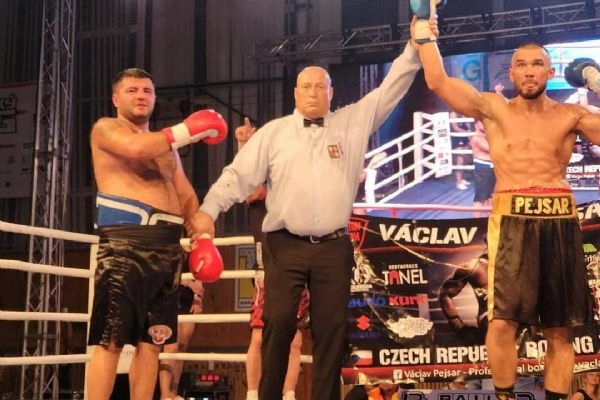 Plzeňský boxer Václav Pejsar porazil v boxu gruzínskou špičku