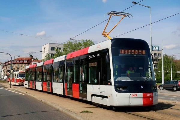Pražský dopravní podnik ruší tendr na klimatizace do tramvají Pražský dopravní podnik ruší tendr na klimatizace do tramvají