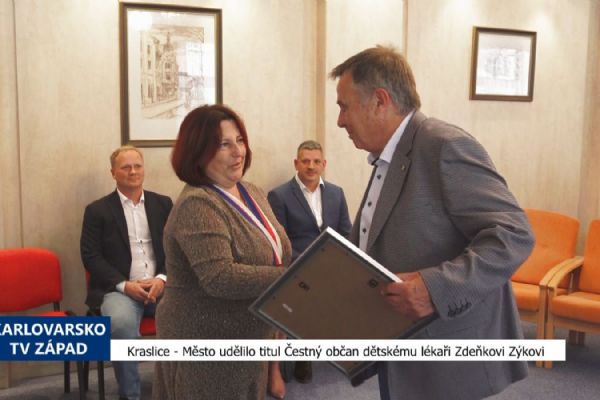 Kraslice: Město udělilo titul Čestný občan dětskému lékaři Zdeňkovi Zýkovi (TV Západ) Kraslice: Město udělilo titul Čestný občan dětskému lékaři Zdeňkovi Zýkovi (TV Západ)