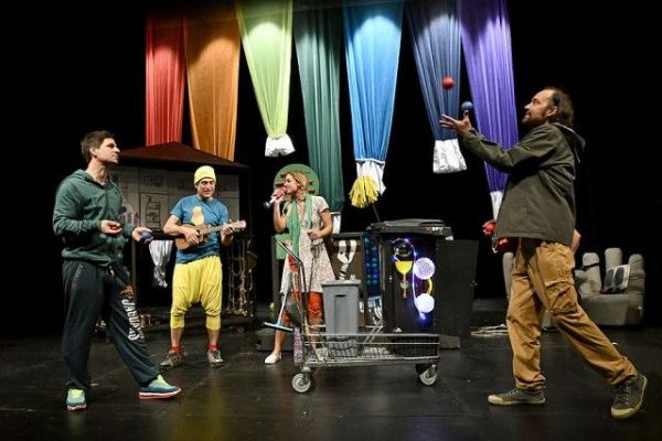 Cheb: Nedělní divadelní představení pro děti