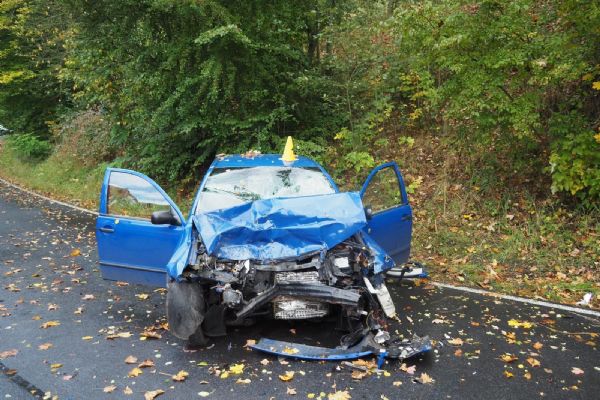 Kyselka: Pondělní vážná nehoda skončila smrtí řidiče 