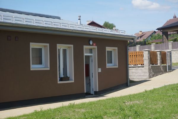 Skalná: Kraj nechal vybudovat dvojdomek pro osoby s hendikepem Skalná: Kraj nechal vybudovat dvojdomek pro osoby s hendikepem