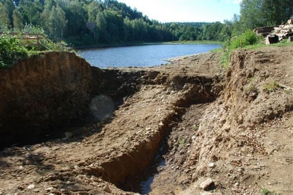 Vernéřov: Rekonstrukce hráze rybníku zdárně pokračuje 