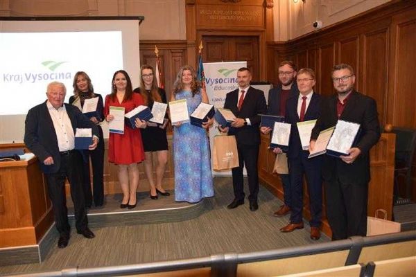 Vysočina ocenila devět hvězd mezi učiteli roku 2025! Vysočina ocenila devět hvězd mezi učiteli roku 2025!