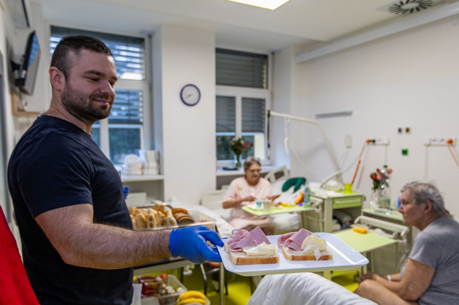 Pacienti následné péče ve Stodu mají snídaně ze švédského stolu