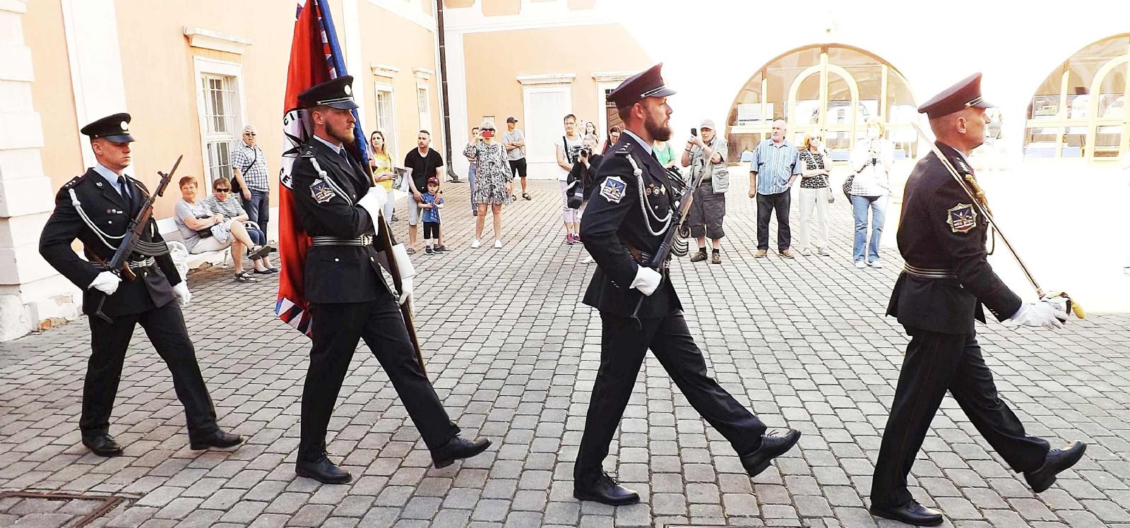 Sokolov: Výjimečná expozice na zámku je o práci strážců zákona