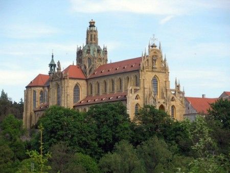 Tři velké kláštery v Plzeňském kraji čekají letos opravy za stamiliony