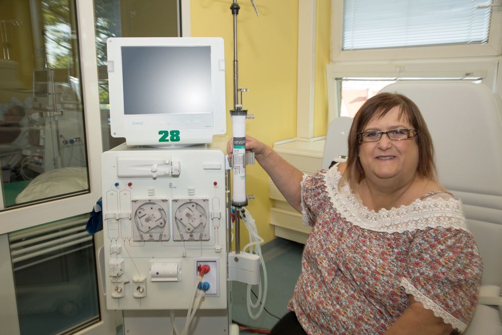 První pacientka na Plzeňsku zvládne dialýzu doma. Je to svoboda, říká