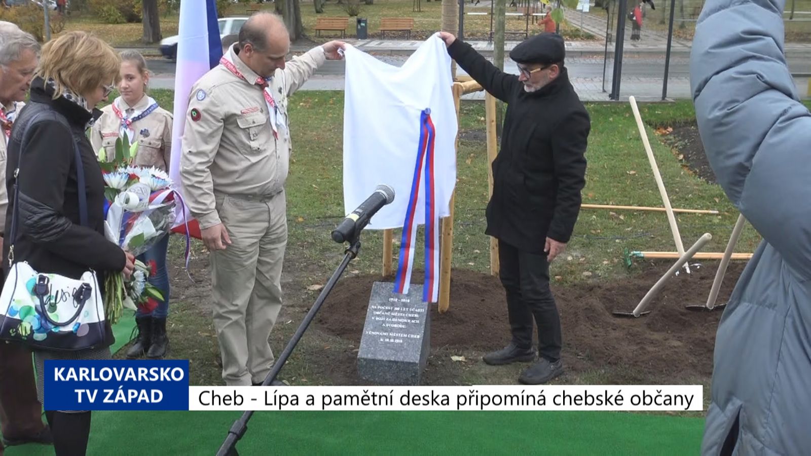 Cheb: Lípa a pamětní deska připomíná chebské občany (TV Západ)