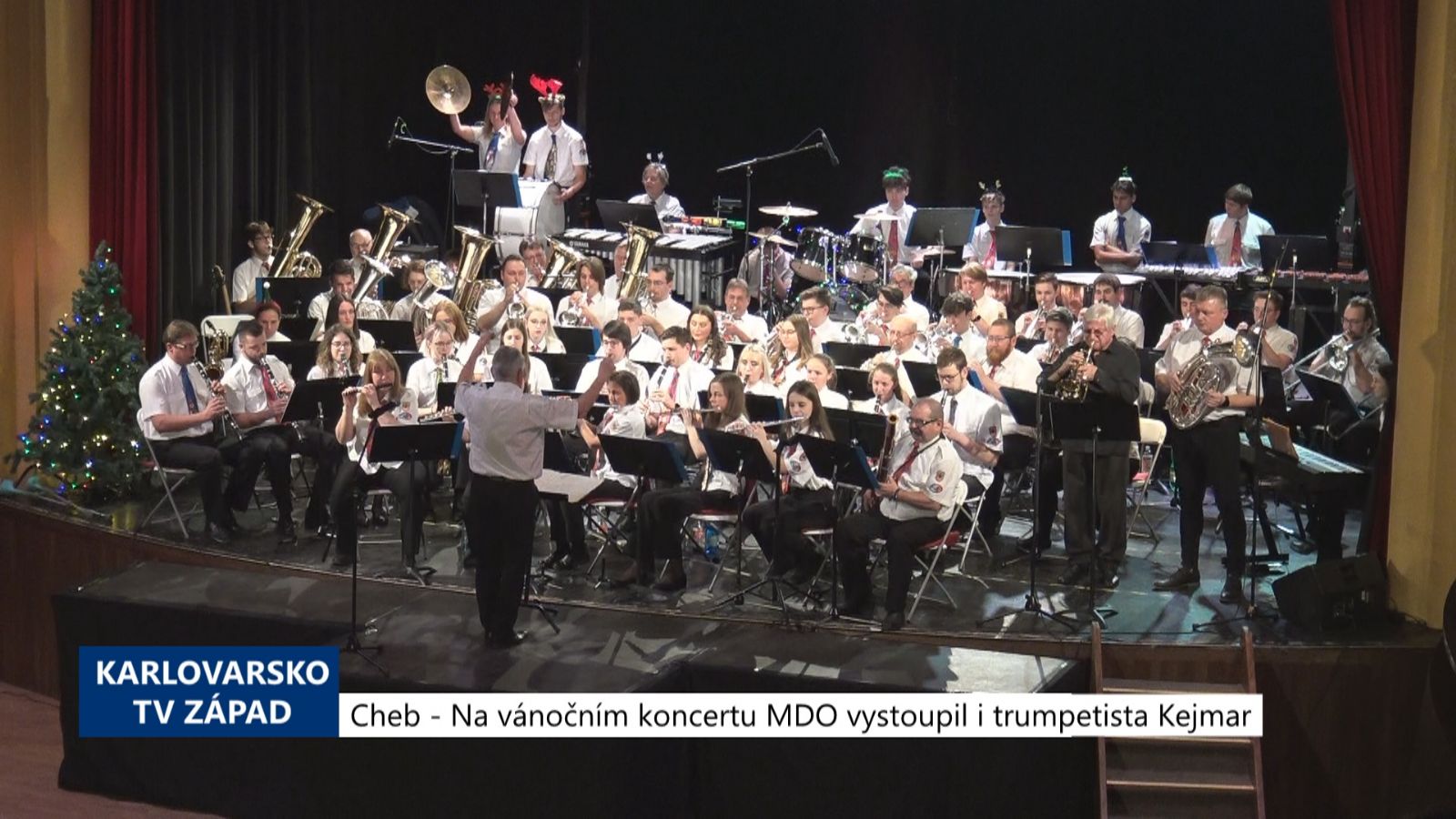 Cheb: Na vánočním koncertu MDO vystoupil i trumpetista Kejmar (TV Západ)