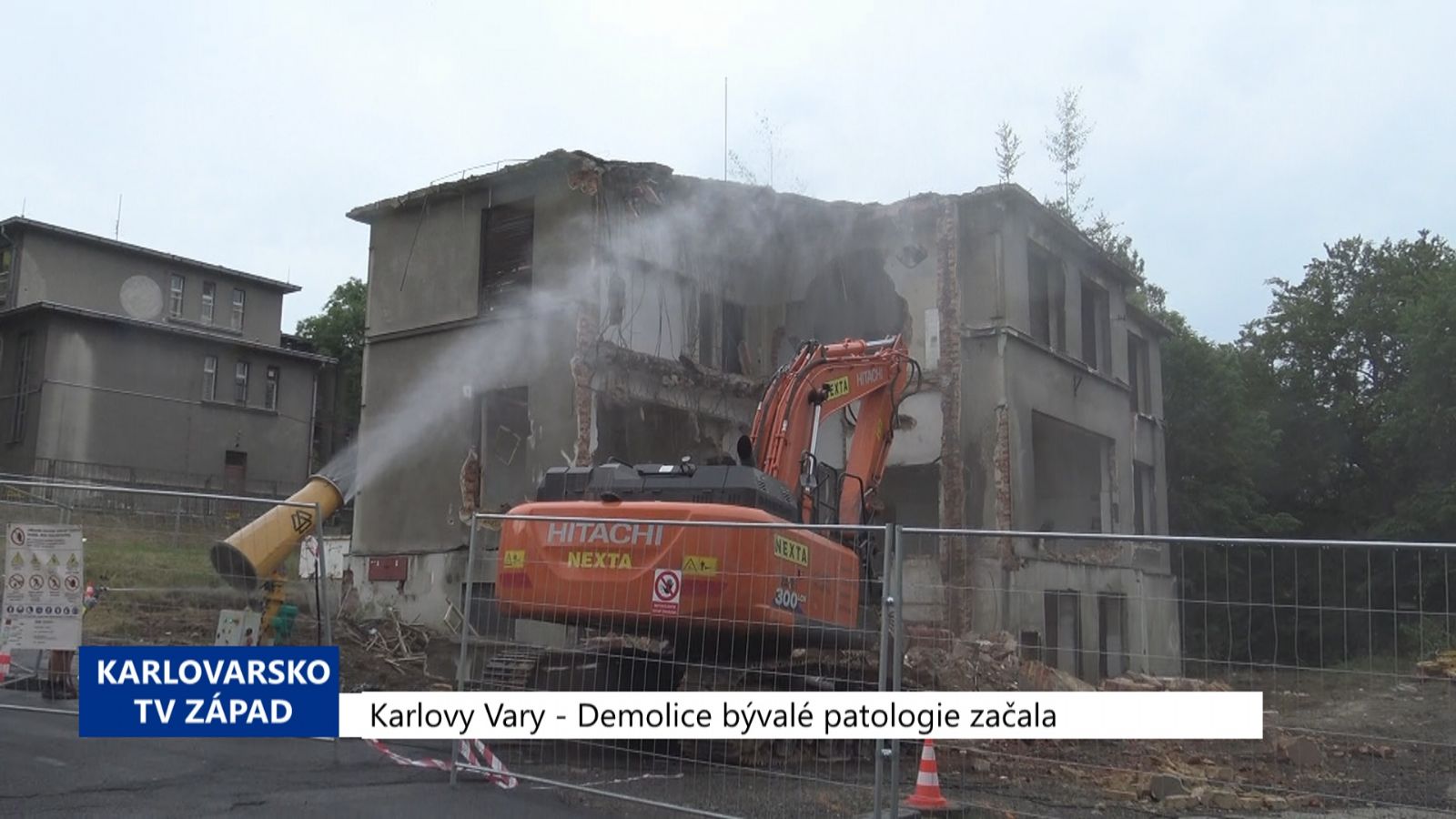Karlovy Vary: Demolice bývalé patologie začala (TV Západ)